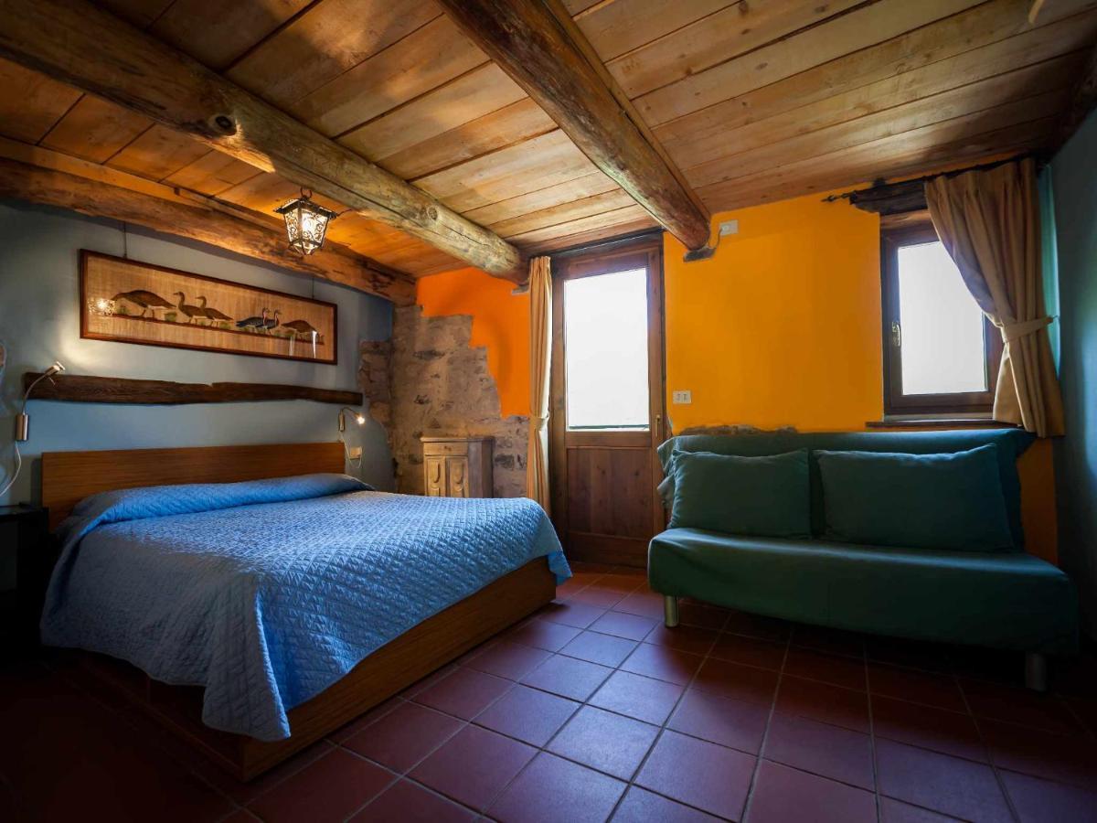 Agriturismo Al Marnich Schignano  Eksteriør bilde